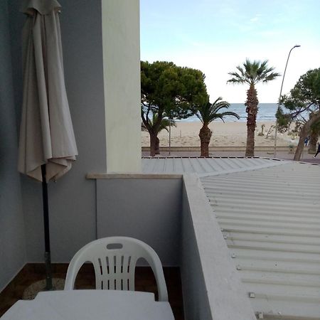 A Casa Di Luca E Gloria Fronte Mare Daire Tortoreto Dış mekan fotoğraf